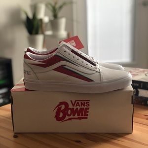 Vans X David Bowie “Aladdin Sane” Old Skool